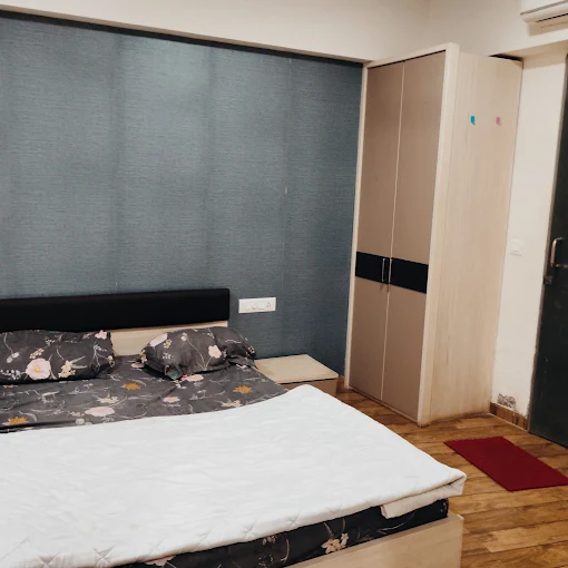 Family Room Dharamshala Prayagraj